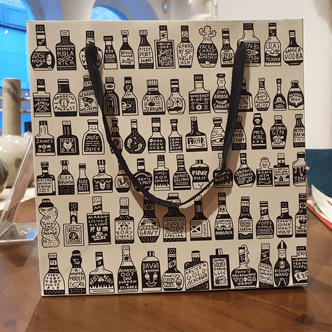 USTUDIO Medium  109 Bottles Gift Bag